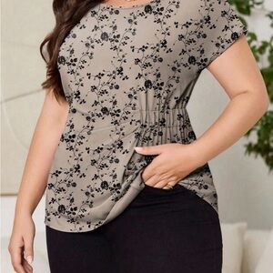 Floral Print Plus Size Women's Top